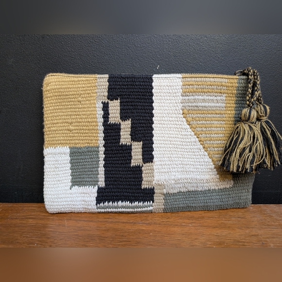 Wilfred Woven Tapestry Clutch with Tassel – Geometric Neutral Pattern - Picture 2 of 9